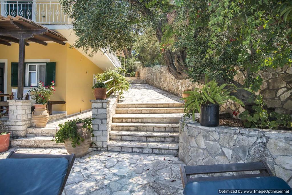 Christos Apartments & Studios Paxos Exterior foto